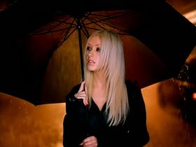 Christina Aguilera Por Siempre Tu (Upscale)